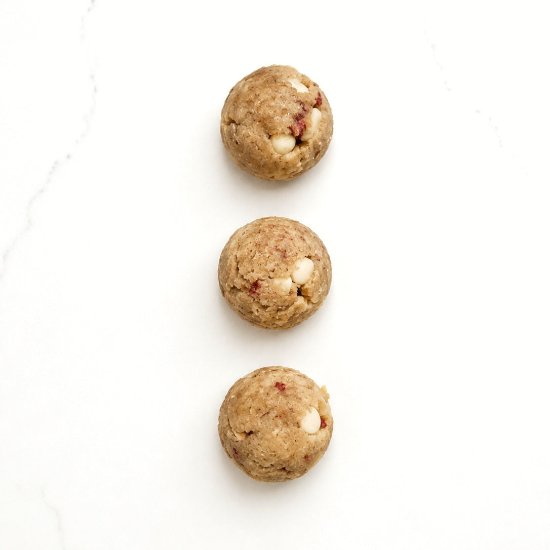 Strawberry White Chocolate Chip Cookie (Shipping Available)